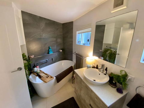 H2O Holiday Apartment Unit 14 - Rental Cars 2