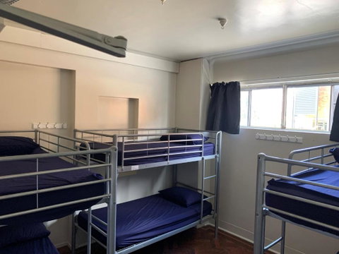 Habitat Backpackers - Rental Cars 1
