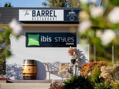 Ibis Styles Orange - Rental Cars 1
