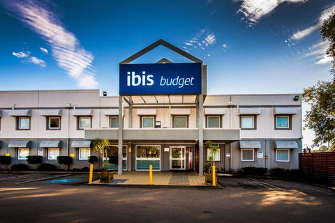 Ibis Budget - Newcastle - Rental Cars 1