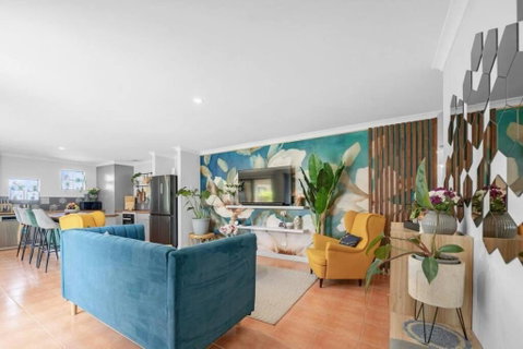 House In Ellenbrook - Rental Cars 0