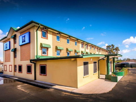 Ibis Budget - Casula Liverpool - Rental Cars 0