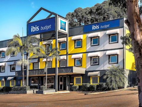 Ibis Budget - Enfield - Rental Cars 0