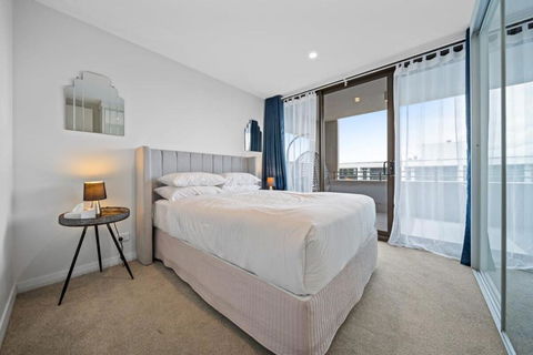 Impeccable 1-Bed With Alfresco Dining In Barton - Rental Cars 3