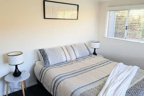 Aerwyn Brae - Rental Cars 2