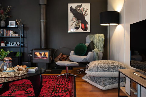 Ahimsa Hepburn - Rental Cars 0