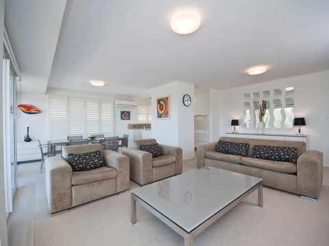 Albacore, Unit 5/12 Ondine Close - Rental Cars 1