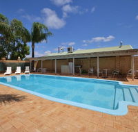 Albion Hotel - Rental Cars