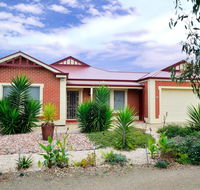 All Seasons Port Elliot Holiday House - Rental Cars