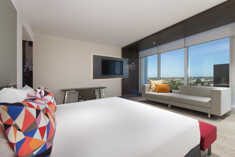 Aloft Perth - Rental Cars 3