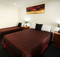 Amber Lodge Motel - Rental Cars