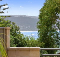 APARTMENT 23 PACIFIC APARTMENTS - sit on the deck and soak in the view - Rental Cars