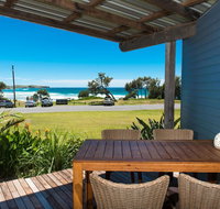 ArtHOUSE Beachfront Accommodation - Rental Cars