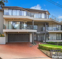 Ash Sienna - 2/49 Ash Street Terrigal - Rental Cars