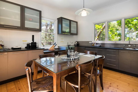 Ashling - Rental Cars 2