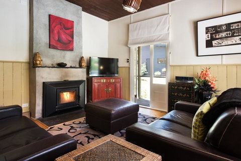 Ashling - Rental Cars 1