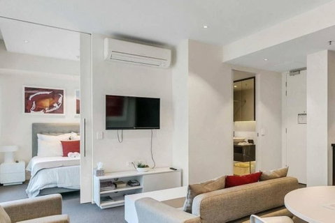 Luxury 2 Bdrm In Watson At Walkerville With Balcony, FREE Carpark, Near Adelaide CBD - Rental Cars 0