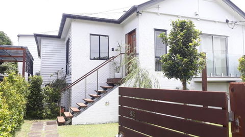 Maple Villa - The Beach House By The Bay - Rental Cars 1