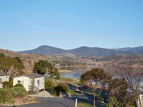 NRMA Jindabyne Holiday Park - Rental Cars 1