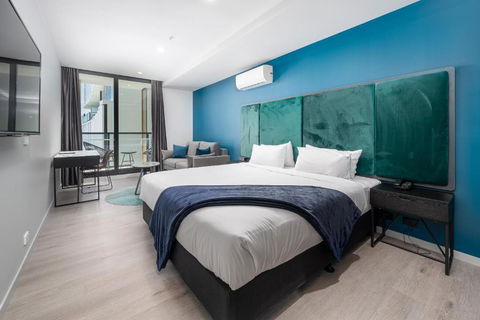 Oros Hotel And Apartments - Rental Cars 2