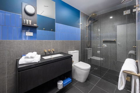 Oros Hotel And Apartments - Rental Cars 3