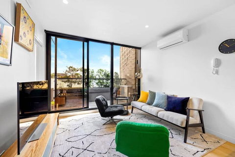 Oxley - 1 Bedroom Apt In The Heart Of Collingwood - Rental Cars 0