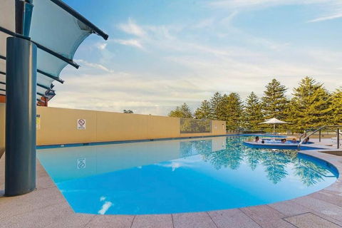 Ocean View Private Cronulla Apartment - Rental Cars 2