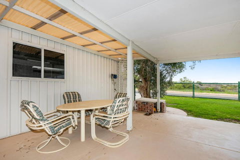 Ponderosa - Dunes Right On You Doorstep - Rental Cars 3