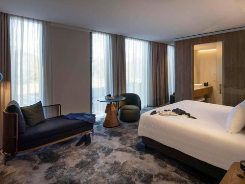 Pullman Sydney Penrith - Rental Cars 2