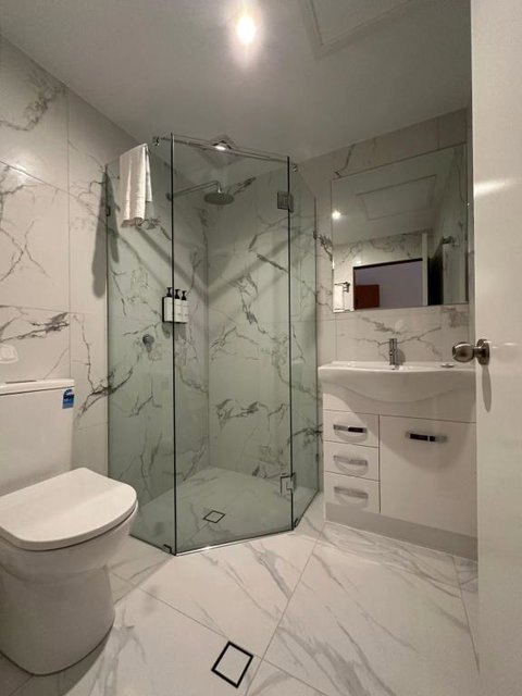 Quest Ascot - Rental Cars 2