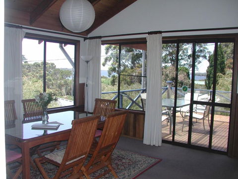 Rainbow House - Rental Cars 1