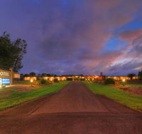 Atherton Motel - Rental Cars