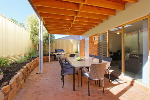 Azure Villa - Rental Cars 1