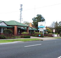 Bairnsdale Tanjil Motor Inn - Rental Cars