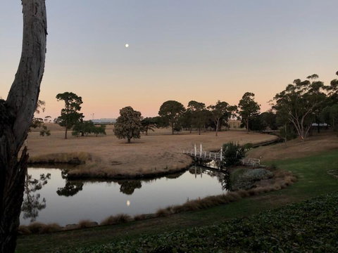Barunah Plains Homestead - 10 Bedrooms - Sleeps 22 - Rental Cars 1