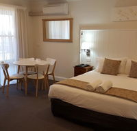 Bathurst Gold Panner - Rental Cars