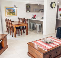 Bay Parklands Unit 21/2 Gowrie Avenue - Rental Cars