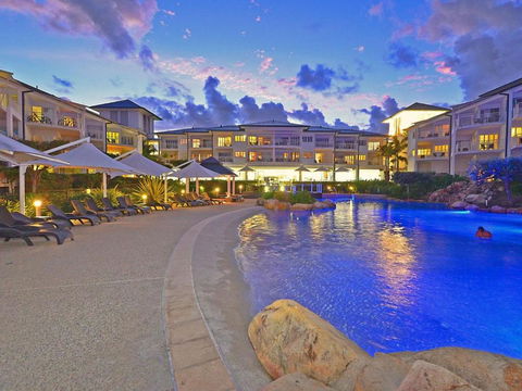 RESORT ON THE BEACH 2214/2215 - Rental Cars 0