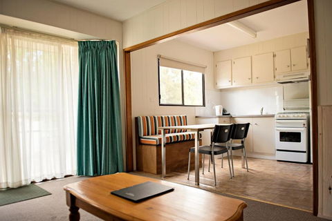 Rivergum Holiday Park - Rental Cars 3