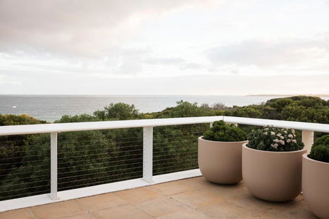 Sagres Queenscliff - Luxury House By The Beach - Rental Cars 3