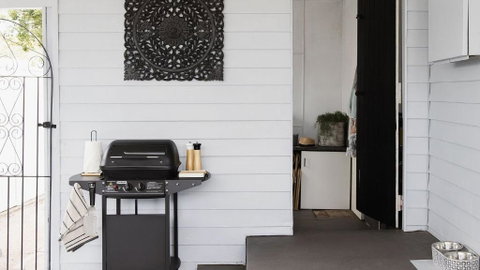 Salamander Sweet Foreshore Drive - Rental Cars 2