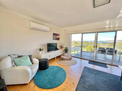 Saltwater Haven - Pets Welcome. Wifi. Amazing View - Rental Cars 2