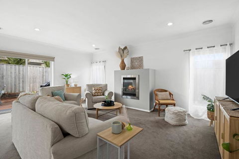 Salty Sage Beach House - Rental Cars 0