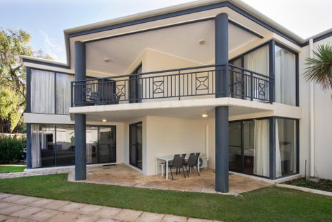 Sandbar Cape View Resort - Rental Cars 0