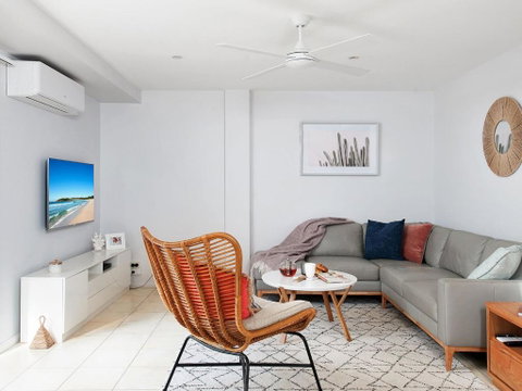 Sandcastle Shores - Rental Cars 1