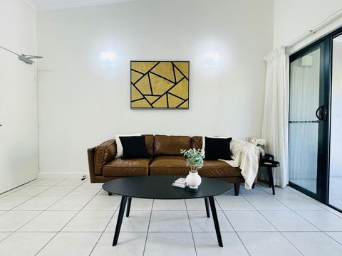 Serenity At Blue Lagoon Resort Trinity Beach - Rental Cars 1