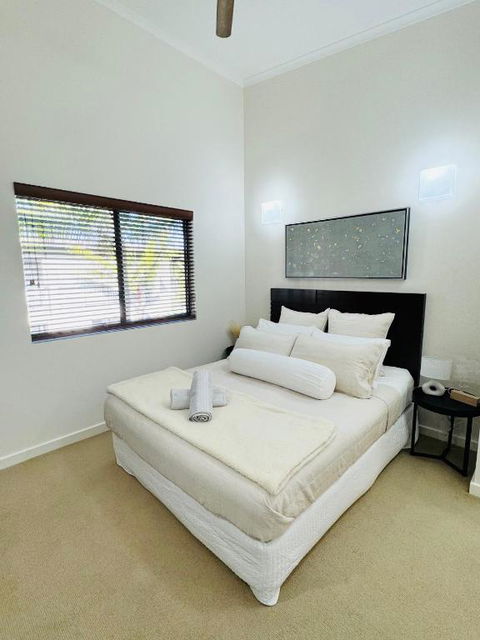 Serenity At Blue Lagoon Resort Trinity Beach - Rental Cars 2