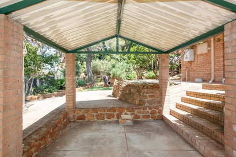 Serenity Haven - Rental Cars 1