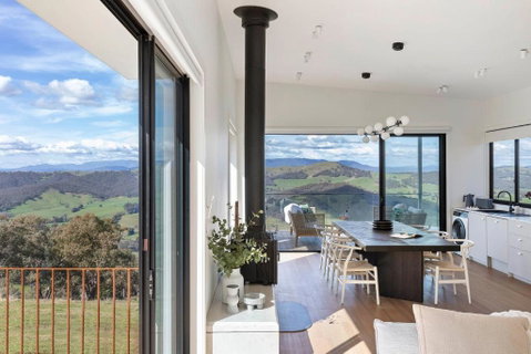 The Bella Vista By Mt Bellevue - Rental Cars 1