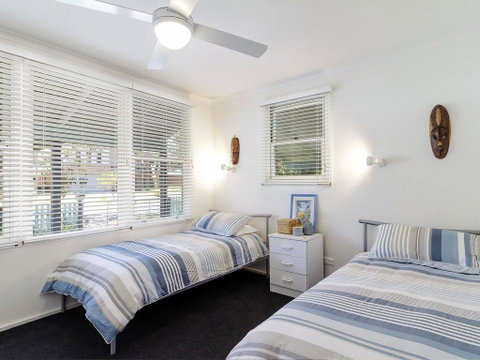 Bella Luca - Pet Friendly Home - Rental Cars 1